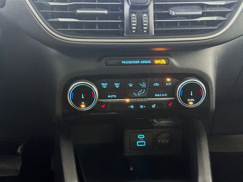 Used 2022 Ford Escape SEL w/ Technology Package image 24