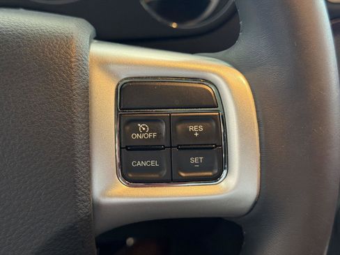 Used 2014 Dodge Challenger R/T Plus RWD image 15