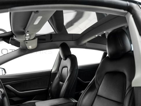 Used 2019 Tesla Model 3 Long Range RWD image 5