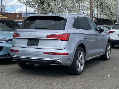 Used 2022 Audi Q5 2.0T Premium Plus w/ Premium Plus Package AWD/4WD image 3