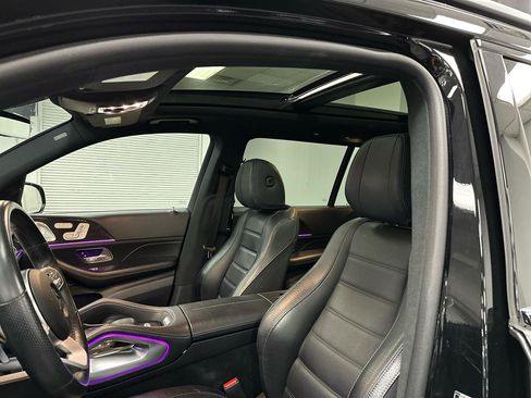 Used 2021 Mercedes-Benz GLS 580 4MATIC w/ E-Active Body Control Package image 16