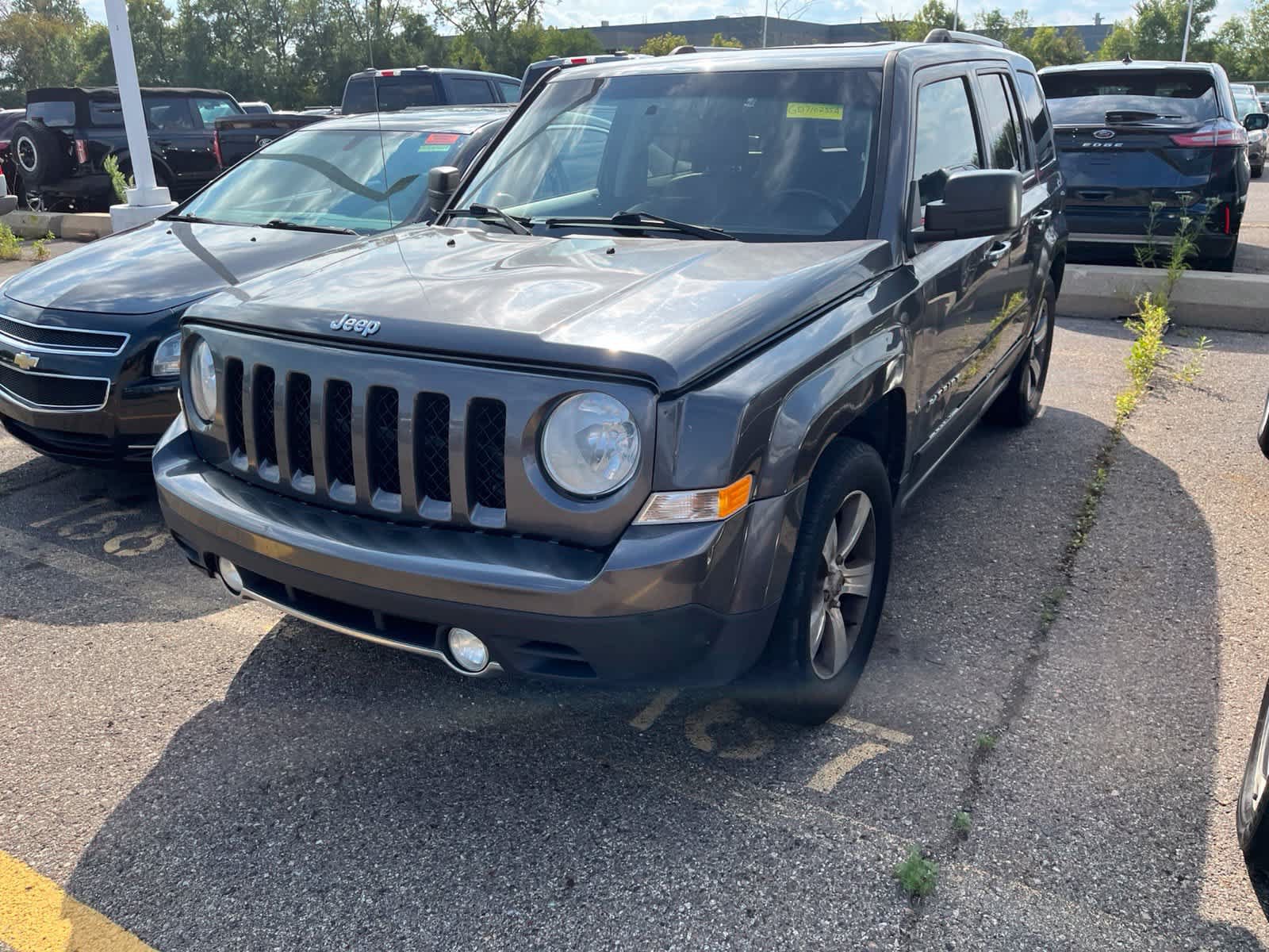 Used 2016 Jeep Patriot High Altitude FWD image 4