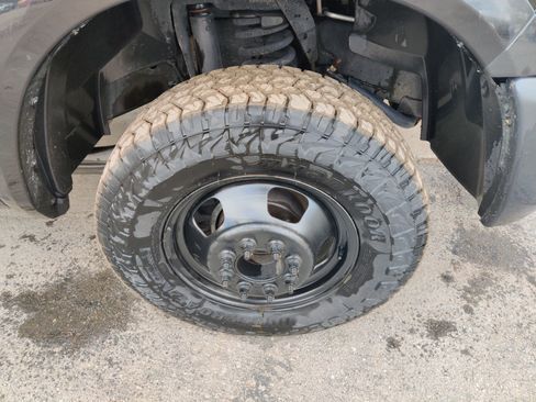 Used 2018 RAM 3500 Tradesman image 3