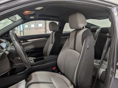 Used 2017 Honda Civic EX-T image 14