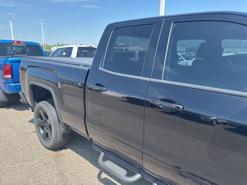 Used 2018 GMC Sierra 1500 SLE w/ Elevation Edition AWD/4WD image 28