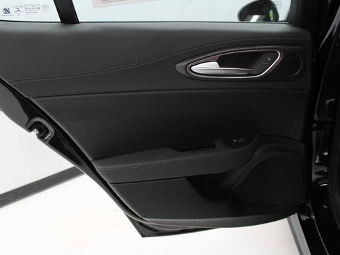 Used 2024 Alfa Romeo Giulia Quadrifoglio w/ Active Assist Plus Package image 34