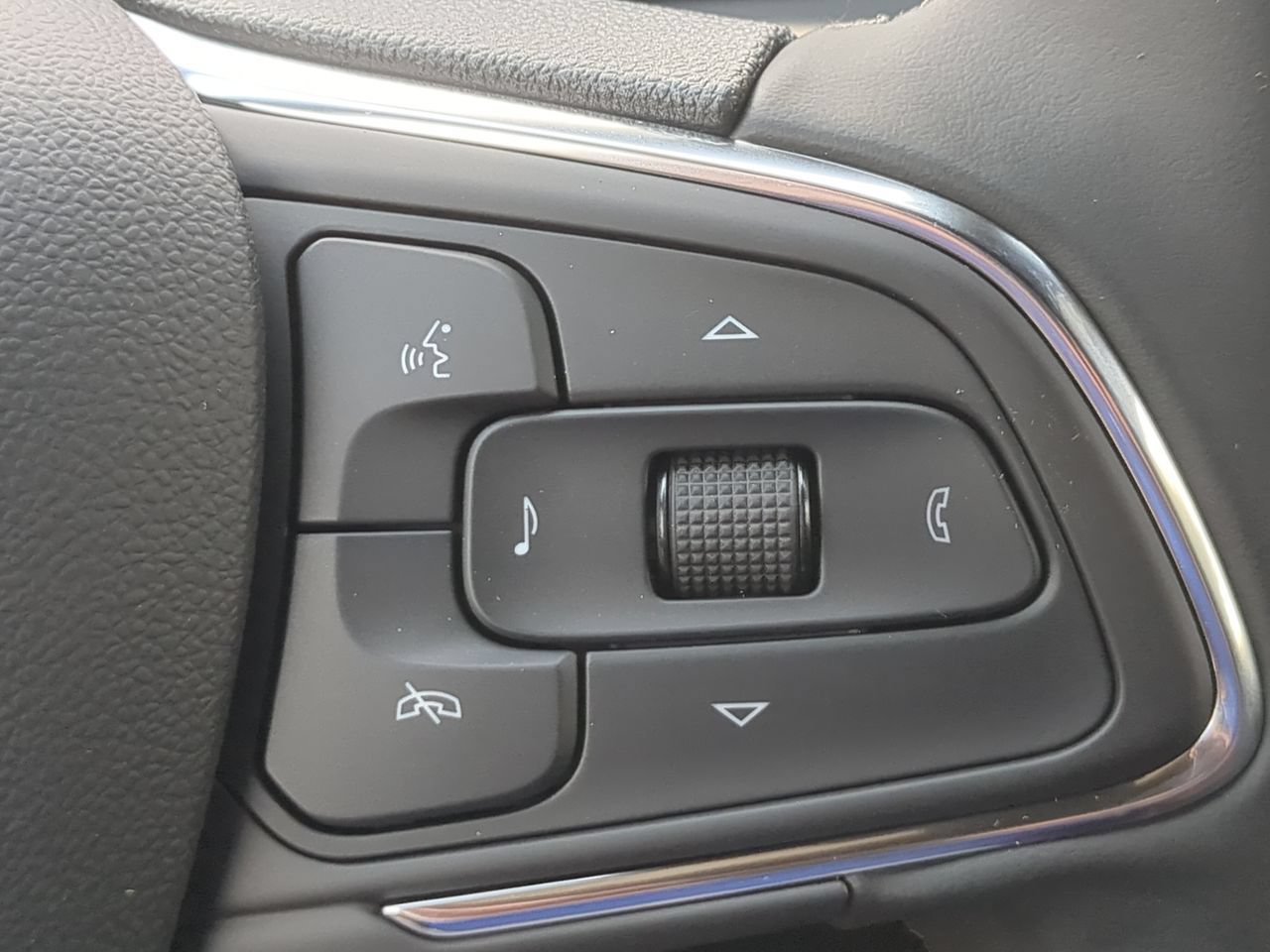 New 2026 Buick Envista Sport Touring w/ Convenience I Package FWD image 34