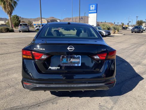 Used 2023 Nissan Altima 2.5 SV image 7