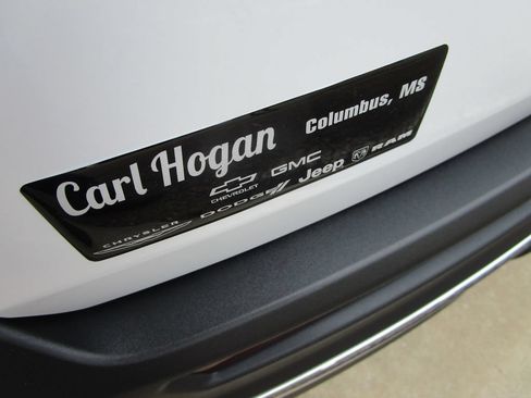 Used 2025 Buick Enclave Preferred FWD image 14
