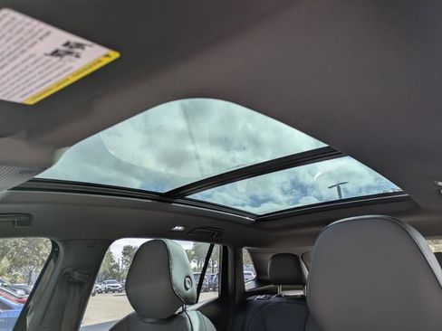 New 2026 Volkswagen Tiguan SE R-Line image 22