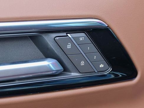 New 2026 Chevrolet Suburban High Country AWD/4WD image 14