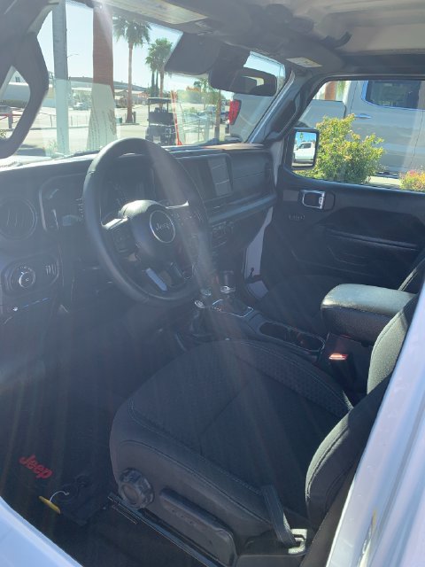 Used 2024 Jeep Wrangler Unlimited Rubicon 4xe AWD/4WD image 25