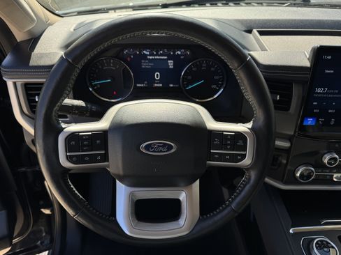 Certified 2024 Ford Expedition Max XLT image 18