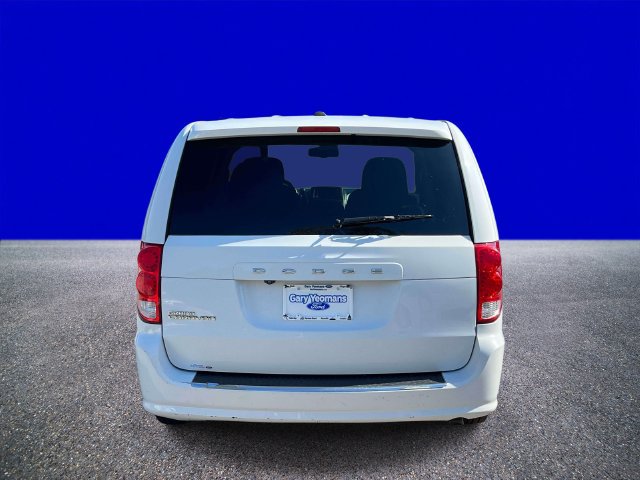 Used 2018 Dodge Grand Caravan SE w/ UConnect Hands-Free Group FWD image 4