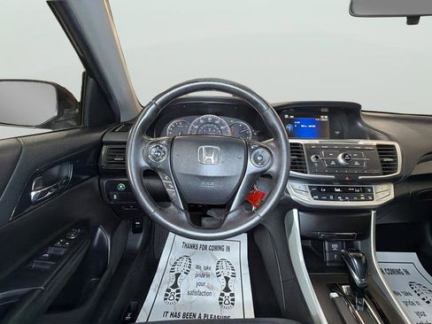 Used 2015 Honda Accord Sport image 17