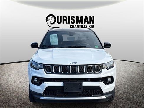 Used 2023 Jeep Compass Limited image 6
