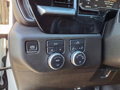 Used 2024 GMC Sierra 1500 SLE w/ Enhanced Capability Package image 26