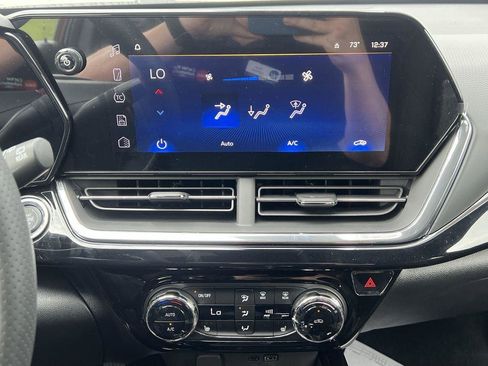 New 2026 Chevrolet Trax RS w/ Driver Confidence Package FWD image 19