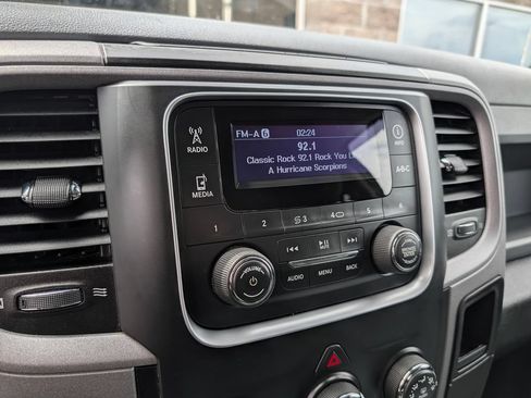 Used 2014 RAM 3500 Tradesman w/ Chrome Appearance Group AWD/4WD image 14