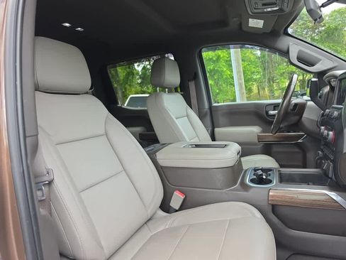 Used 2019 Chevrolet Silverado 1500 LT Trail Boss AWD/4WD image 24