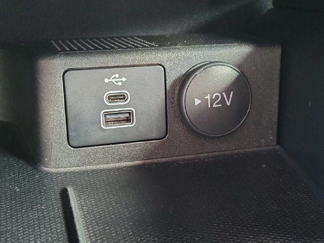 Used 2024 Ford Escape ST-Line w/ Tech Pack #1 AWD/4WD image 16