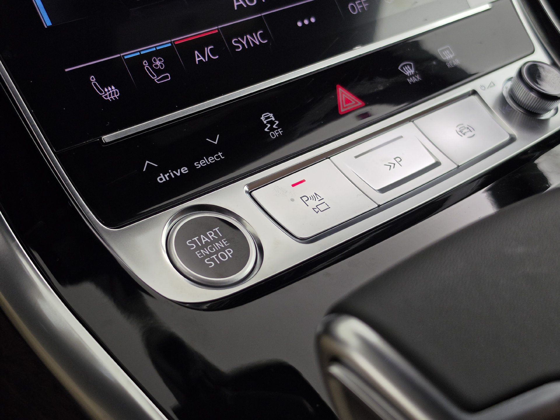 New 2027 Audi Q8 Prestige AWD/4WD image 24