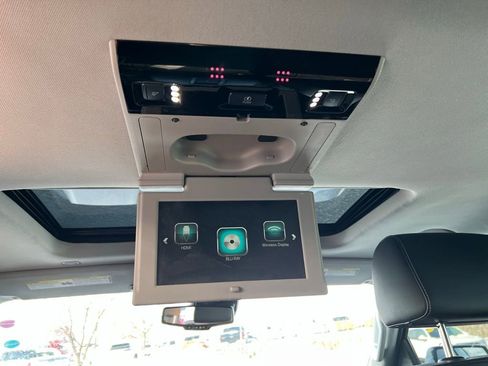 Used 2019 Chevrolet Tahoe LT image 23