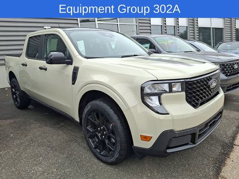 New 2025 Ford Maverick XLT w/ XLT Luxury Package image 2