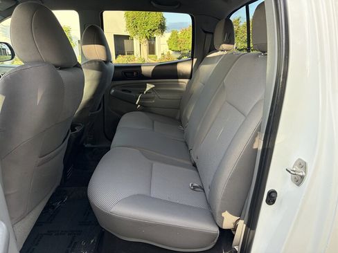 Used 2013 Toyota Tacoma PreRunner w/ TRD Sport Pkg RWD image 25