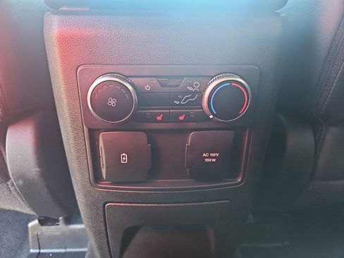 Used 2022 Ford Explorer Platinum w/ Equipment Group 601A image 24