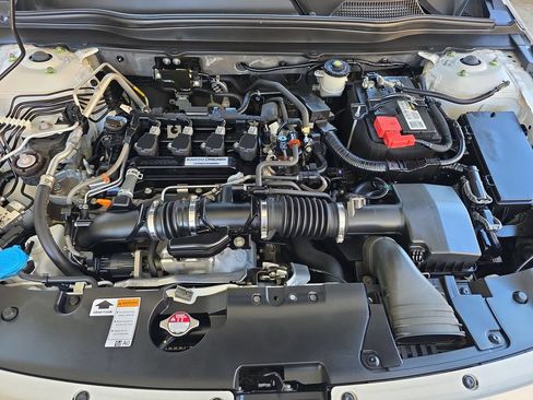 Used 2019 Honda Accord LX image 30