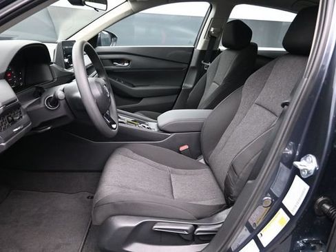 Certified 2026 Honda CR-V EX image 13
