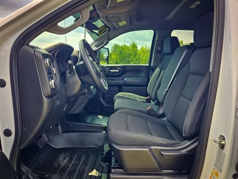 Used 2024 GMC Sierra 3500 Pro w/ 1SA Pro Safety Plus Package AWD/4WD image 15