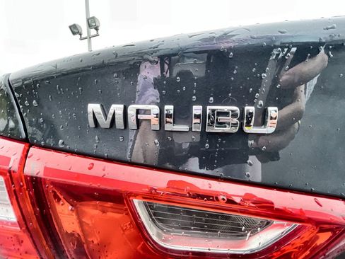 Used 2020 Chevrolet Malibu LS w/ Driver Confidence Package II image 29