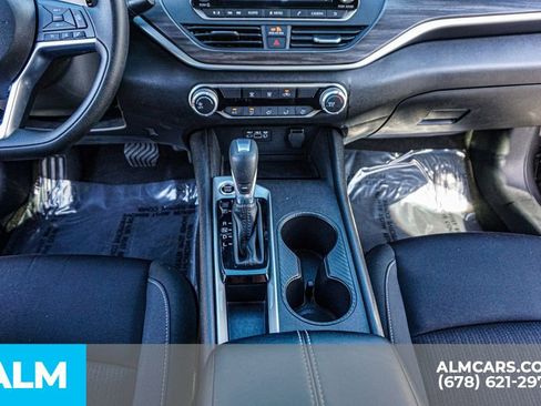 Used 2025 Nissan Altima 2.5 SV image 39