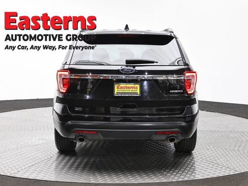 Used 2016 Ford Explorer FWD image 6