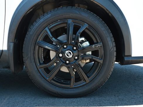 Used 2021 Nissan Kicks SR FWD image 5