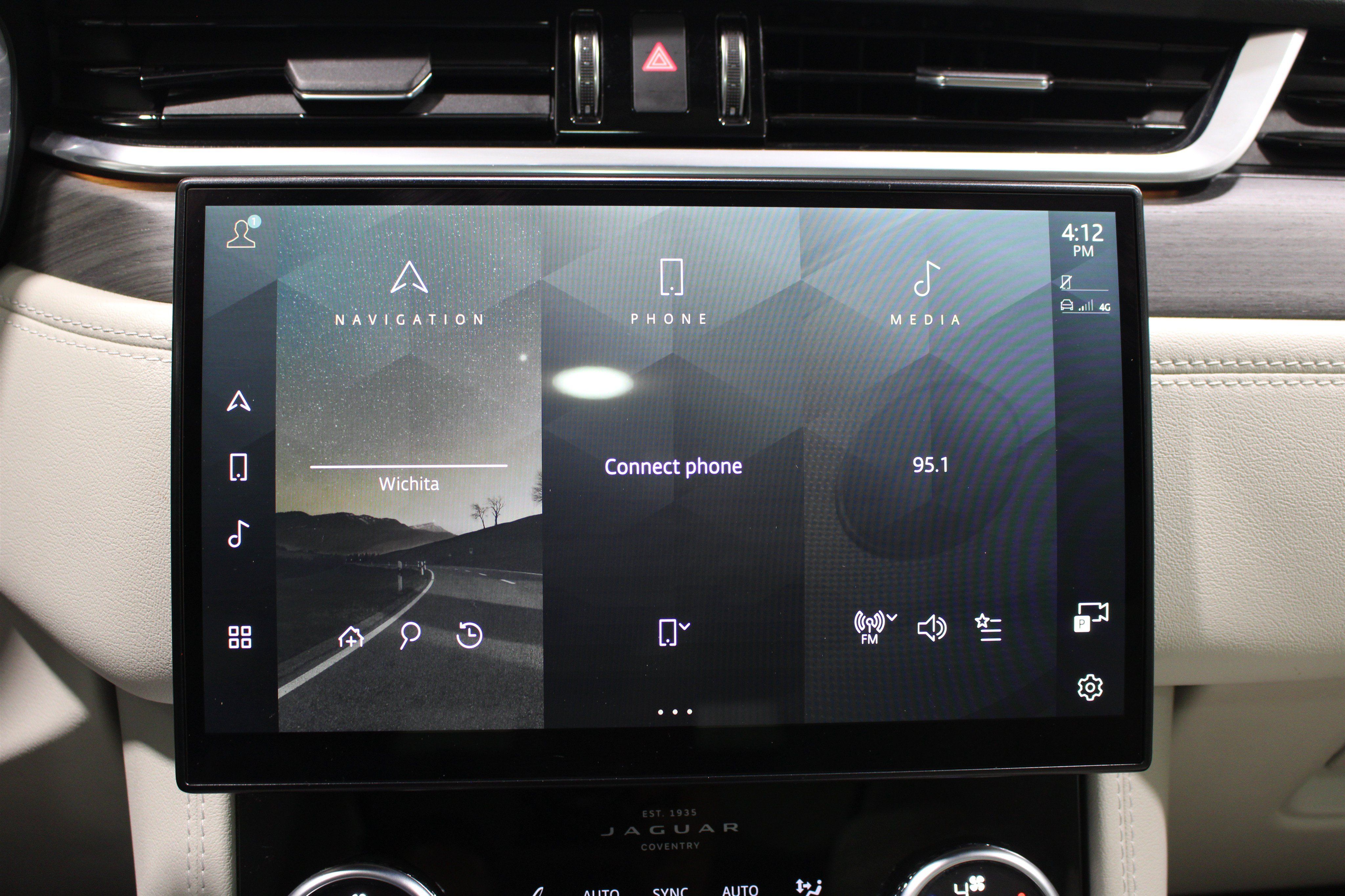 Used 2021 Jaguar F-PACE S AWD/4WD image 15