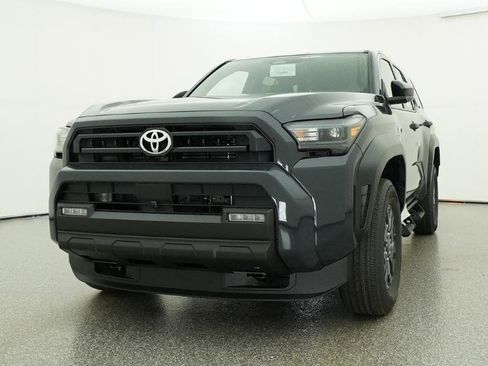 New 2026 Toyota 4Runner SR5 AWD/4WD image 13