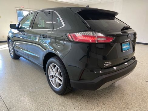 Used 2024 Ford Edge SEL image 12