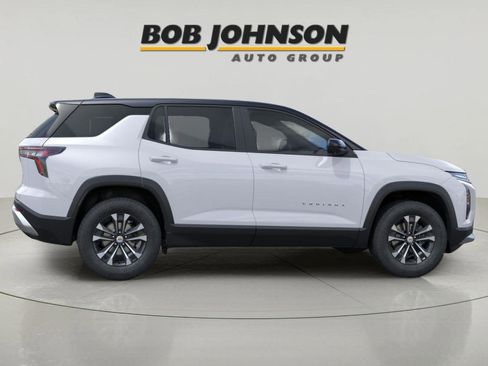 New 2026 Chevrolet Equinox LT w/ Convenience Package II AWD/4WD image 5