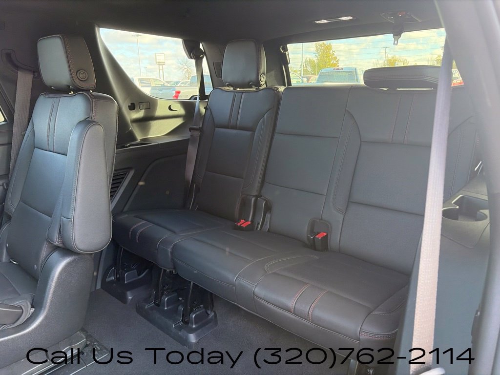 Used 2022 Chevrolet Tahoe RST w/ Luxury Package AWD/4WD image 27
