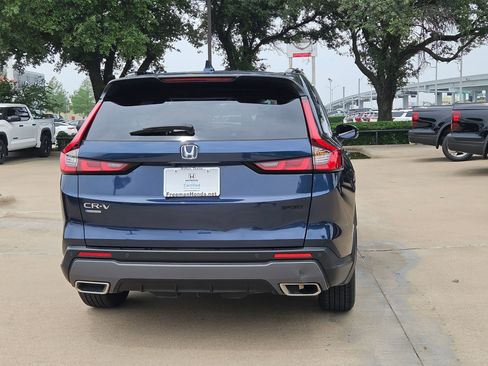 Certified 2025 Honda CR-V Sport-L image 6