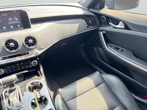 Used 2020 Kia Stinger GT-Line AWD/4WD image 13