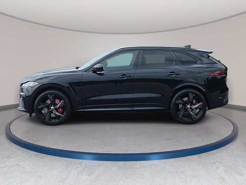 Certified 2022 Jaguar F-PACE SVR AWD/4WD image 8