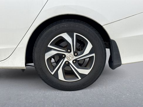 Used 2017 Honda Accord LX image 12