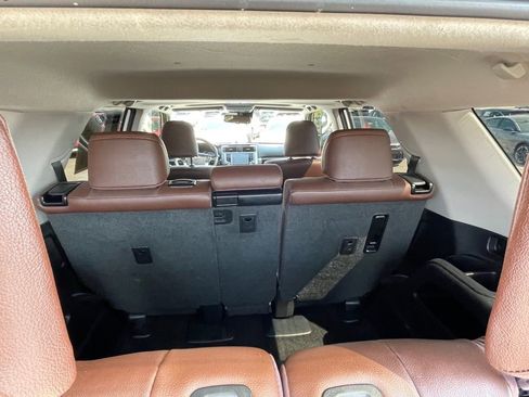 Used 2023 Toyota 4Runner Limited image 25