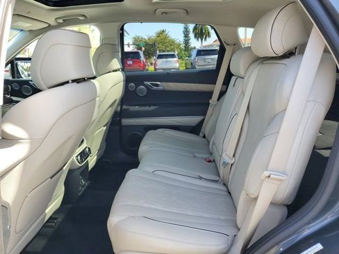 Used 2024 Genesis GV80 2.5T Prestige w/ Prestige Package image 8