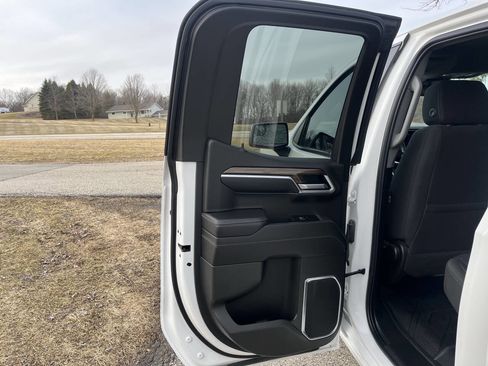 Used 2022 Chevrolet Silverado 1500 LT w/ Protection Package RWD image 24