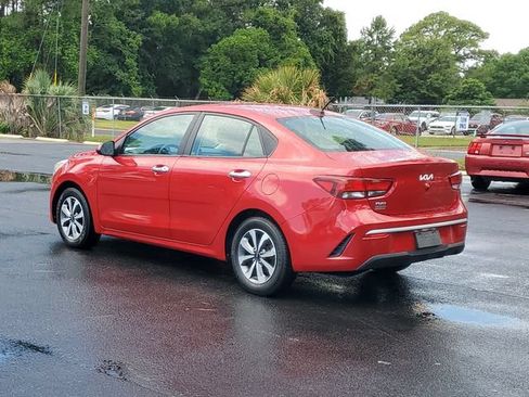 Used 2022 Kia Rio S w/ Technology Package FWD image 3